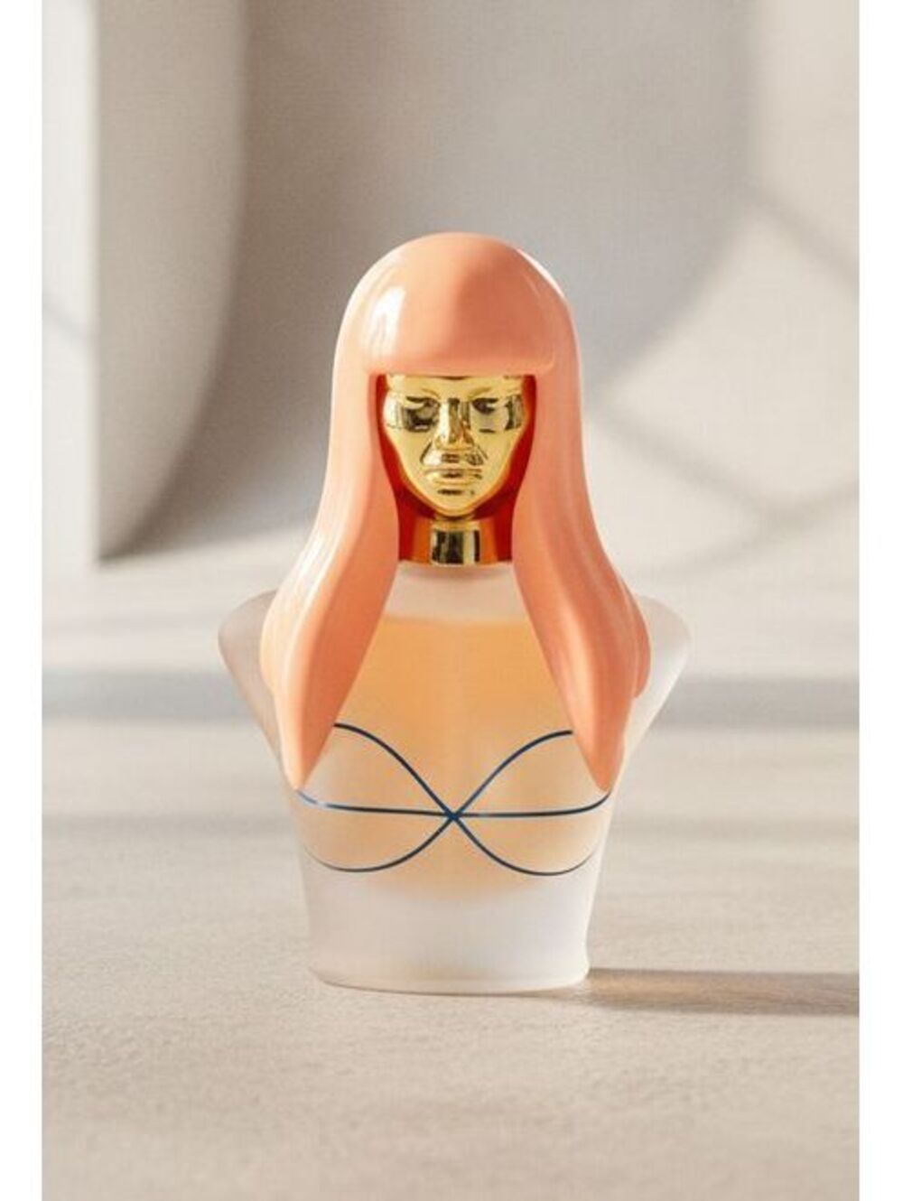 Nicki Minaj Pink Friday Eau de Parfum Spray 0.5 Fl Oz Collectible Bottle NEW